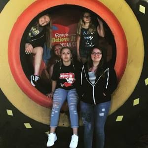 Meet your Posher, Jean